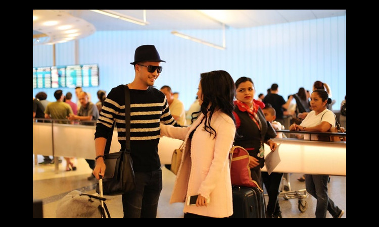 Đoàn Thanh Tài và Hoa hậu Kristine Thảo Lâm gây chú ý khi vừa xuất hiện tại sân bay