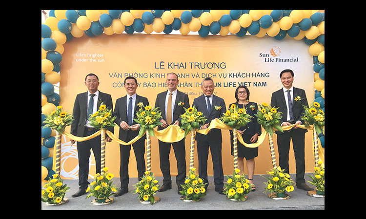 Sun Life Việt Nam khai trương 5 Văn phòng Kinh doanh và Dịch vụ Khách hàng mới