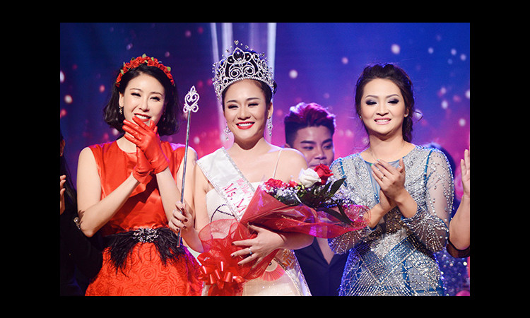 Nguyễn Quỳnh Mai đăng quang Hoa hậu Phụ nữ người Việt thế giới 