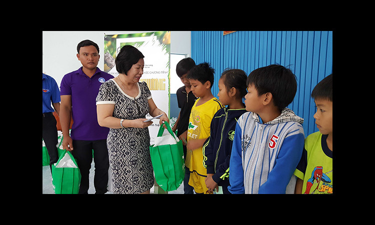 BV Hoàn Mỹ Cửu Long triển khai chương trình ‘Xuân Yêu Thương 2018’ góp phần giúp bà con nghèo vui Xuân đón Tết