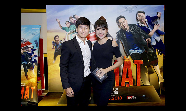 Vợ chồng Lý Hải - Minh Hà tình tứ bên nhau tại sự kiện ra mắt phim Lộ Mặt