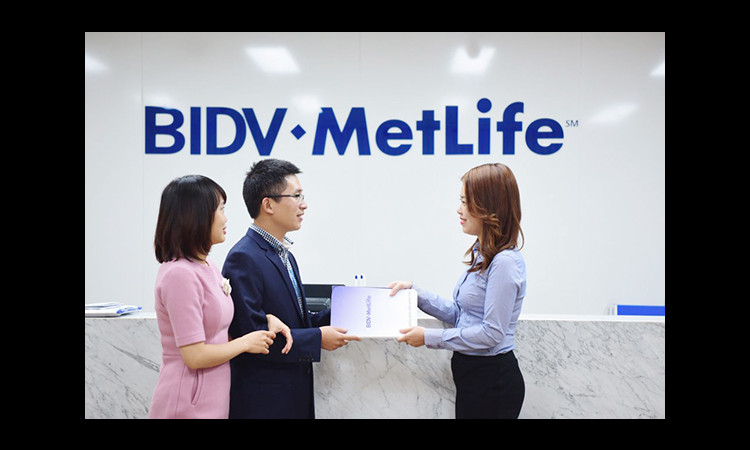 Kỷ niệm 4 năm thành lập, BIDV MetLife lọt Top 10 doanh nghiệp bảo hiểm nhân thọ đạt doanh thu phí cao nhất thị trường